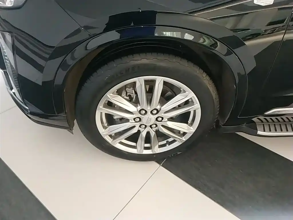 Cadillac XT6 2022 2.0T 6-Seater 2WD Luxury Edition фото 23