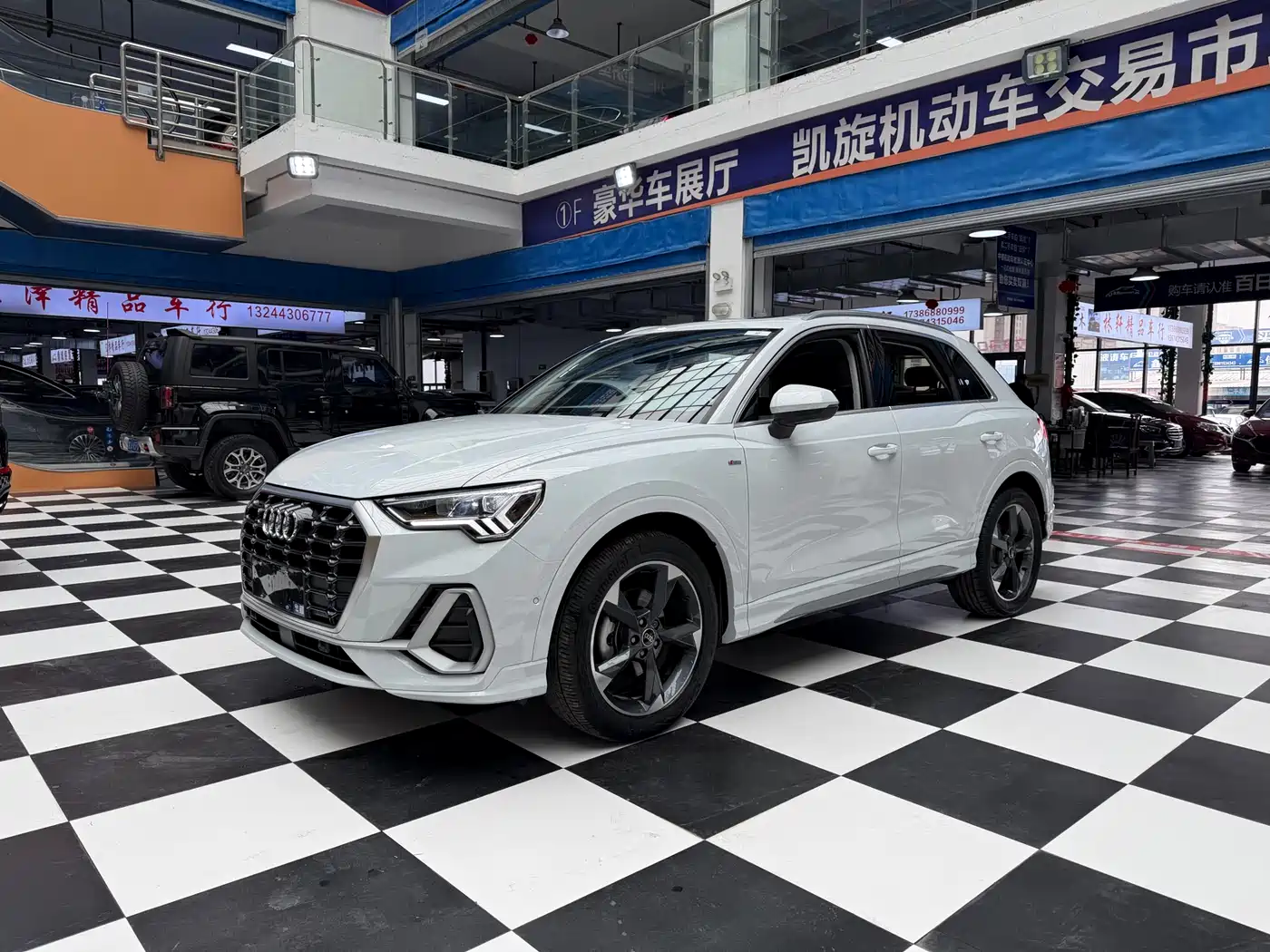 Audi Q3 2023 35 TFSI Fashion Dynamic (1.4T)