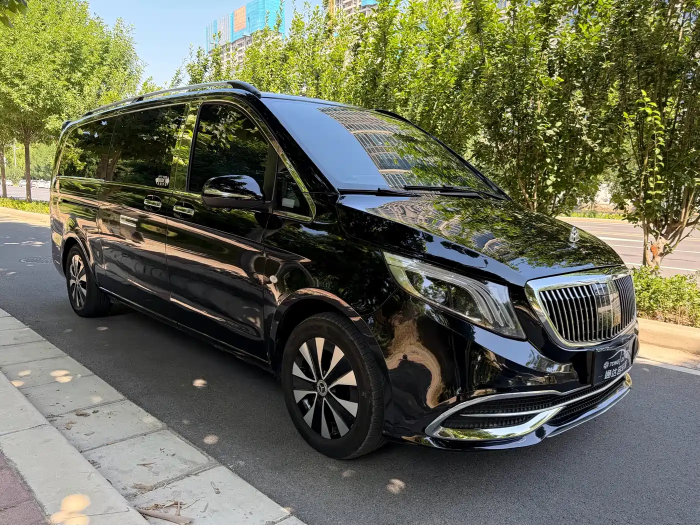 Mercedes-Benz Vito 2021 2.0T Business Edition 7-seater фото 3