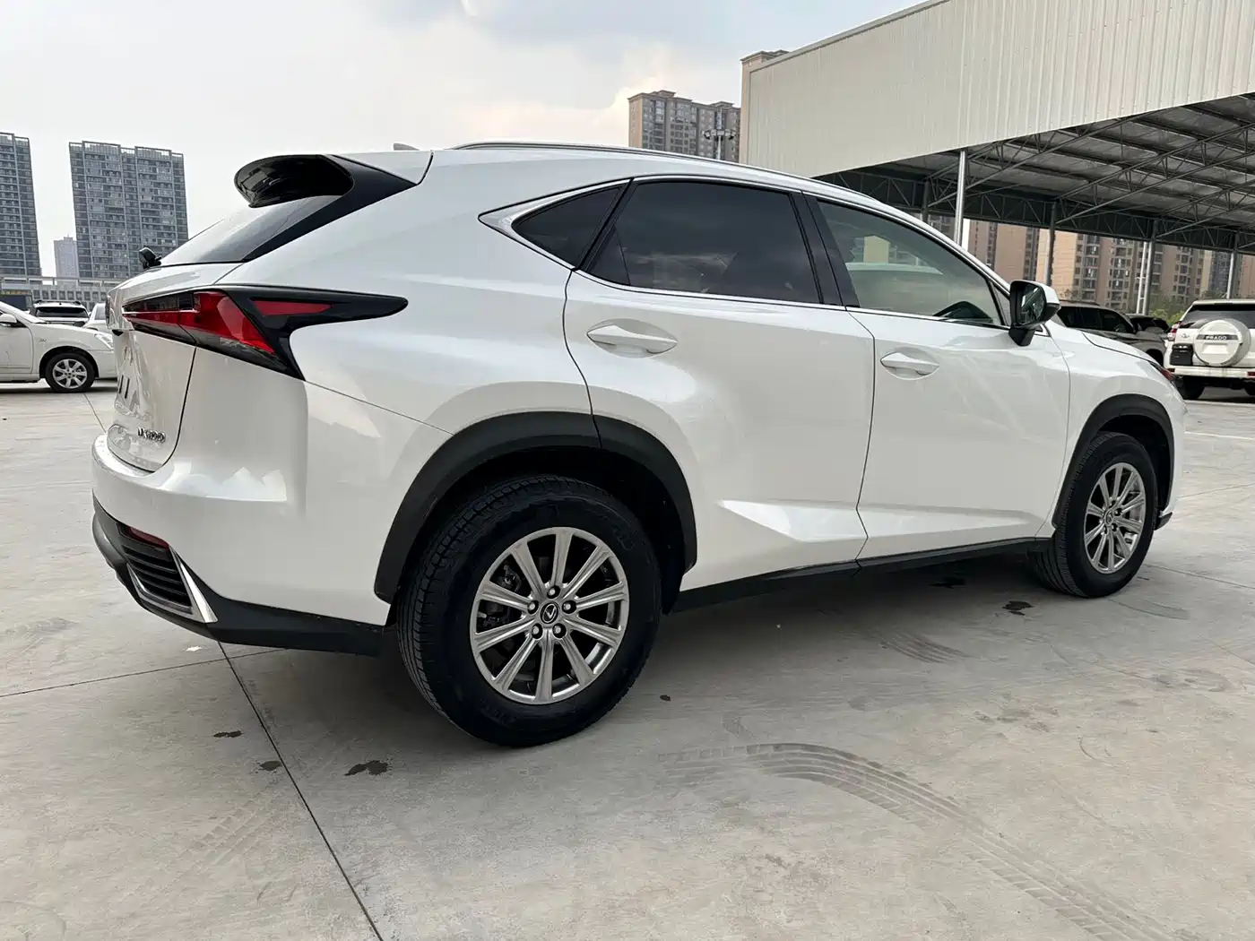 LEXUS NX