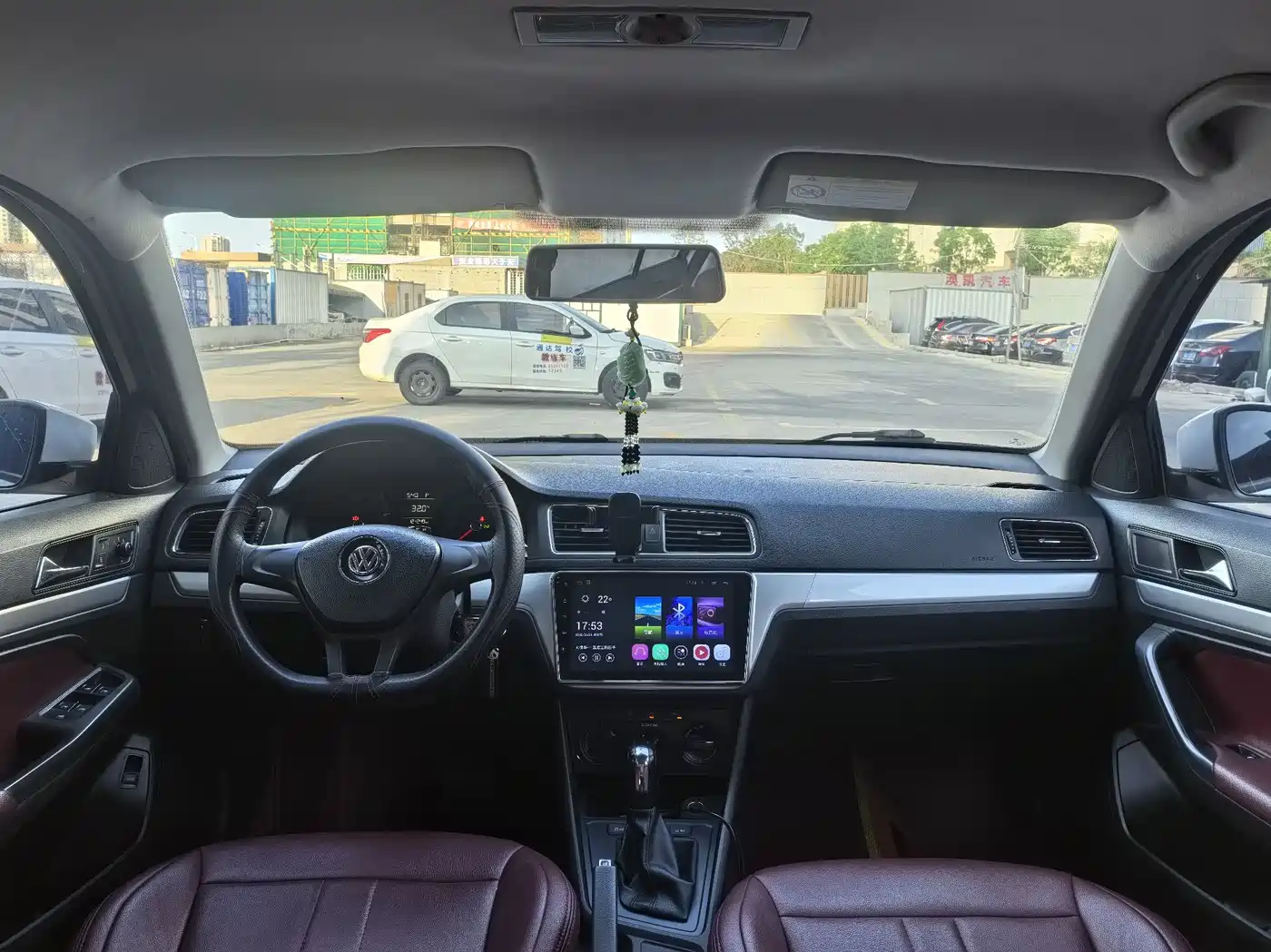Volkswagen Lavida 2017 1.6L Automatic Trend Edition фото 5