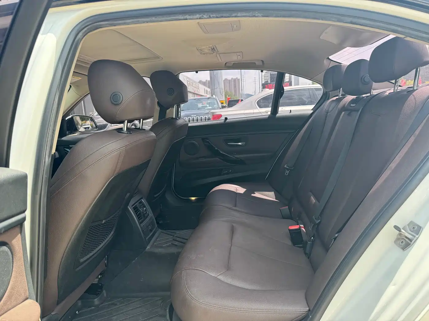 BMW 3 Series 2019 320Li M Luxury Package фото 3