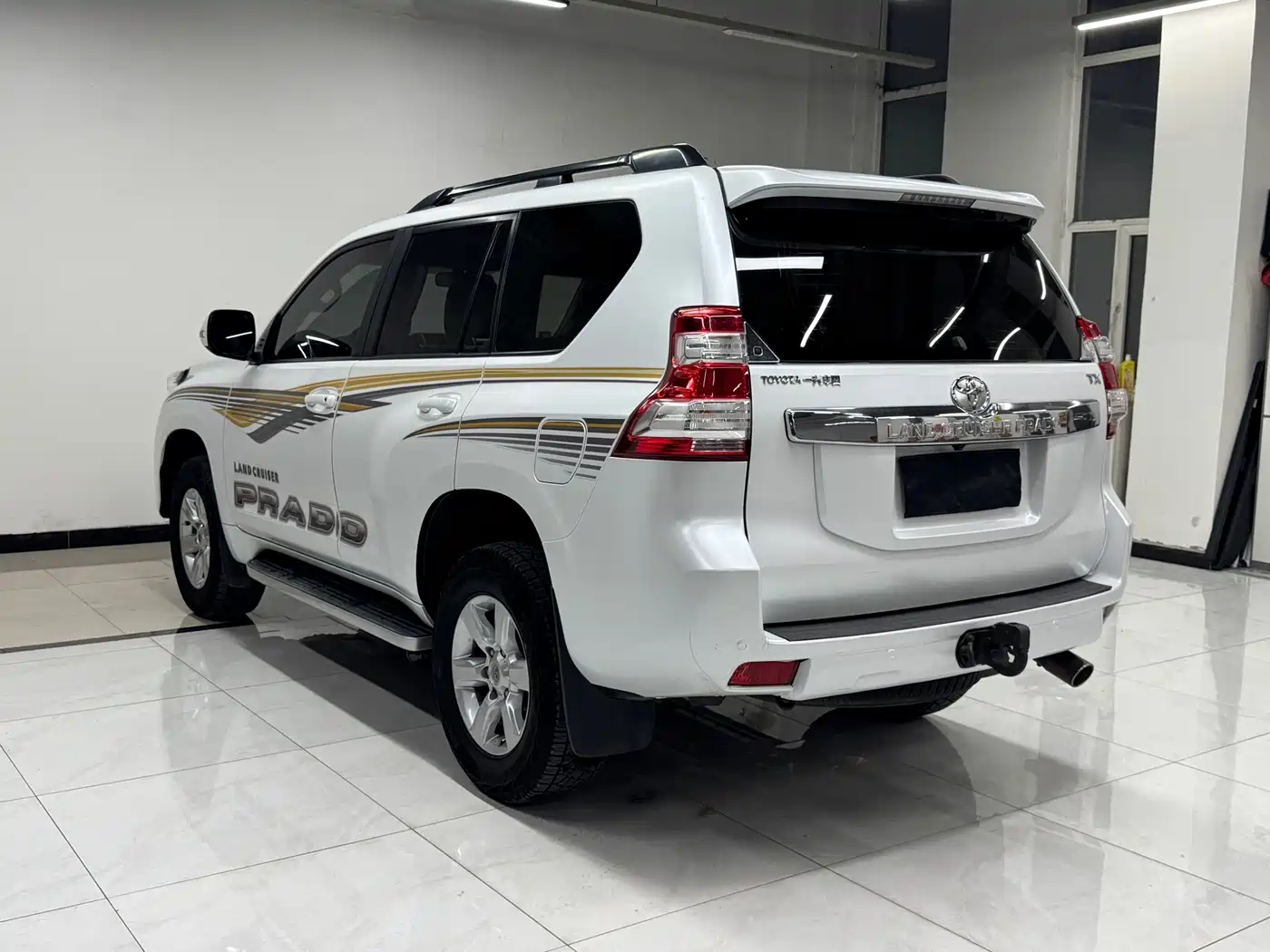 Toyota Prado 2016 2.7L Auto Standard Edition фото 5