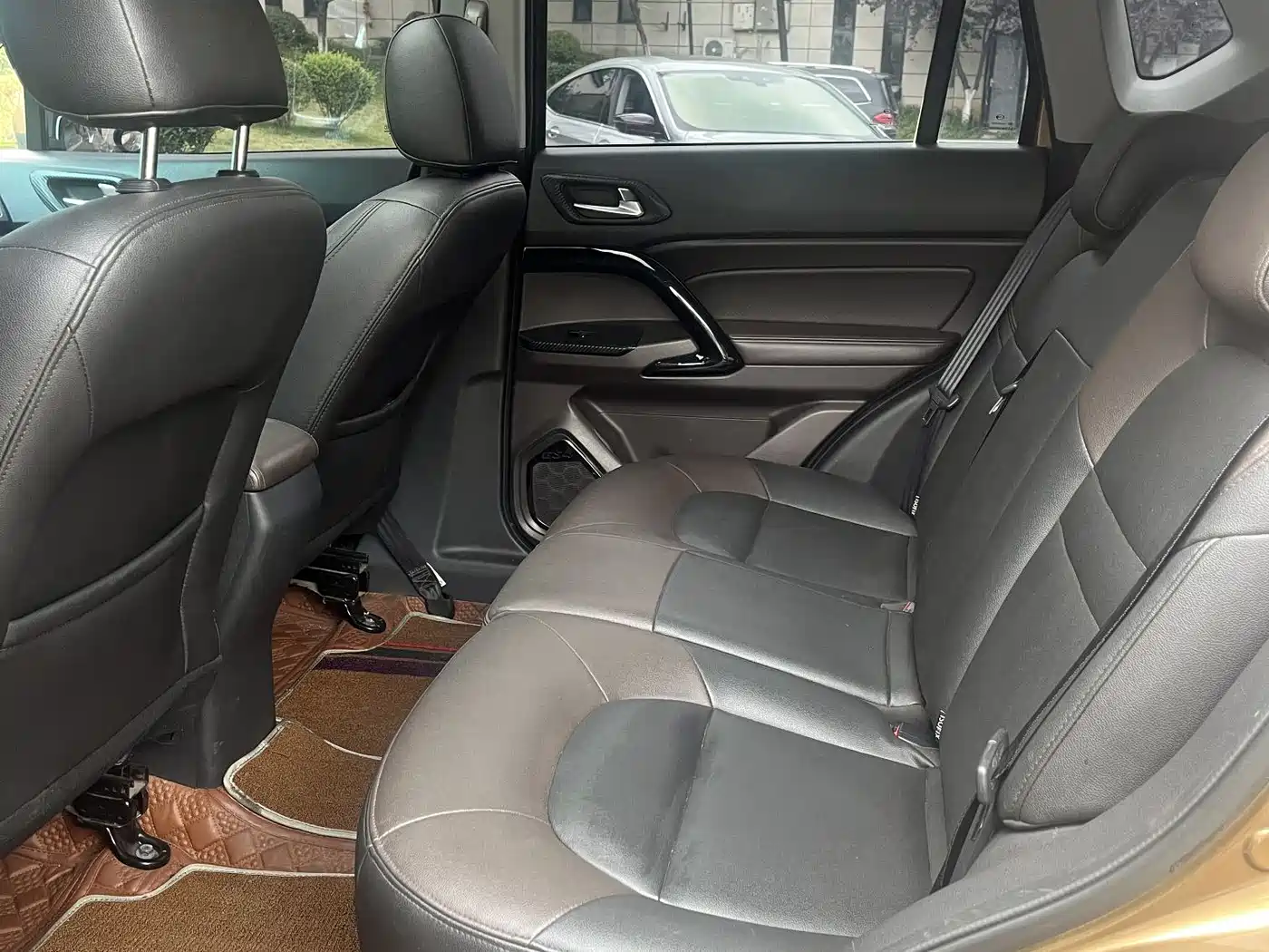 GAC Trumpchi Trumpchi GS4 2016 235T G-DCT Elite Edition фото 9