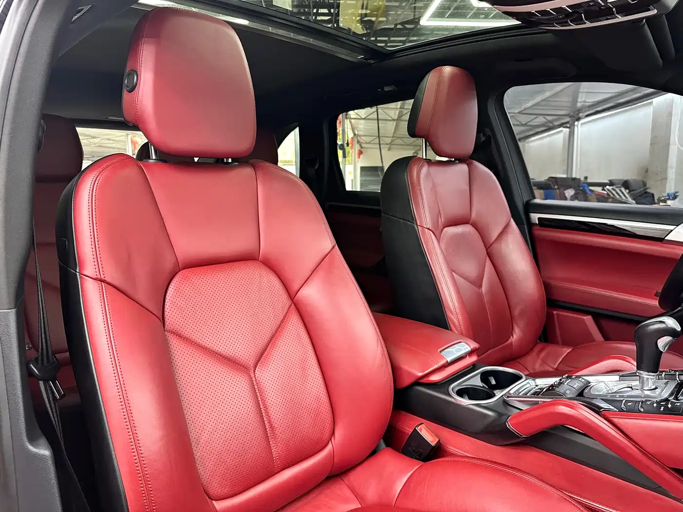 Porsche Cayenne 2011 Cayenne S 4.8L фото 16