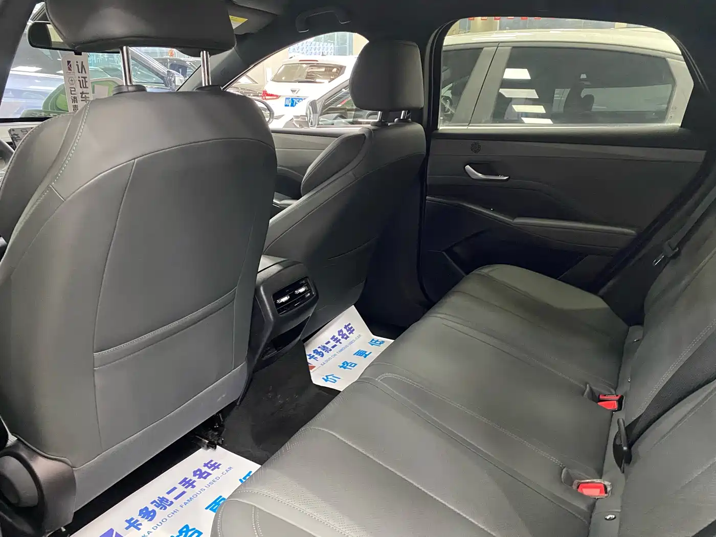 BYD Qin PLUS 2025 DM-i Smart Drive 55KM Leader фото 4