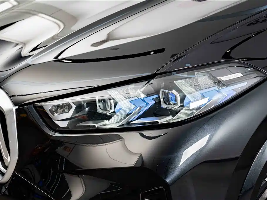 BMW X5 2023 xDrive 40Li M Sport Black Night Package фото 4