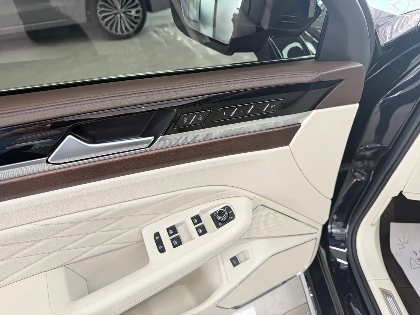 VOLKSWAGEN HUIANG
