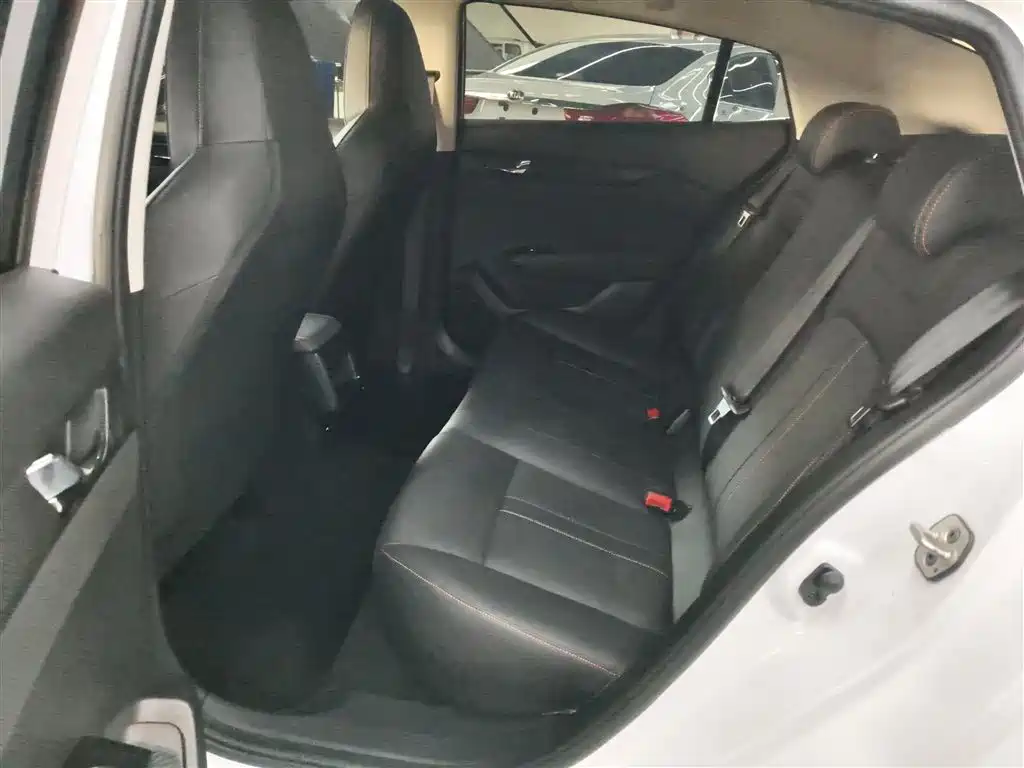 DONGFENG FENGSHEN YI HYUN