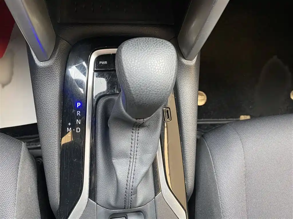 Toyota Corolla Cross 2024 Model 2.0L Pioneer Edition фото 7