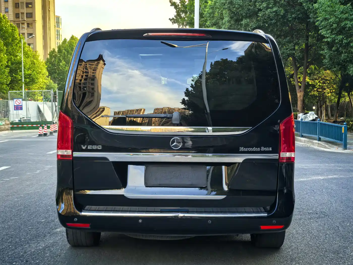Mercedes-Benz V-Class 2018 V 260 Navigator Edition China VI фото 5