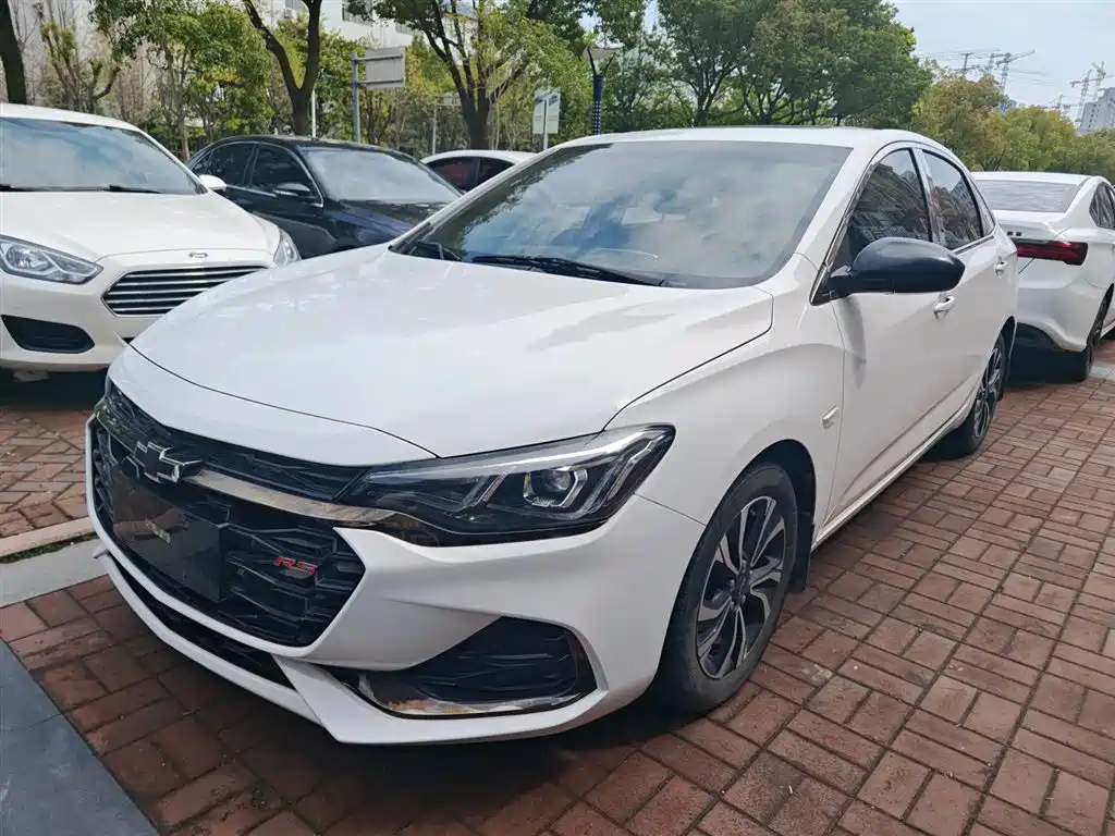 Chevrolet Monza 2019 RS 330T Auto Smooth Edition China VI
