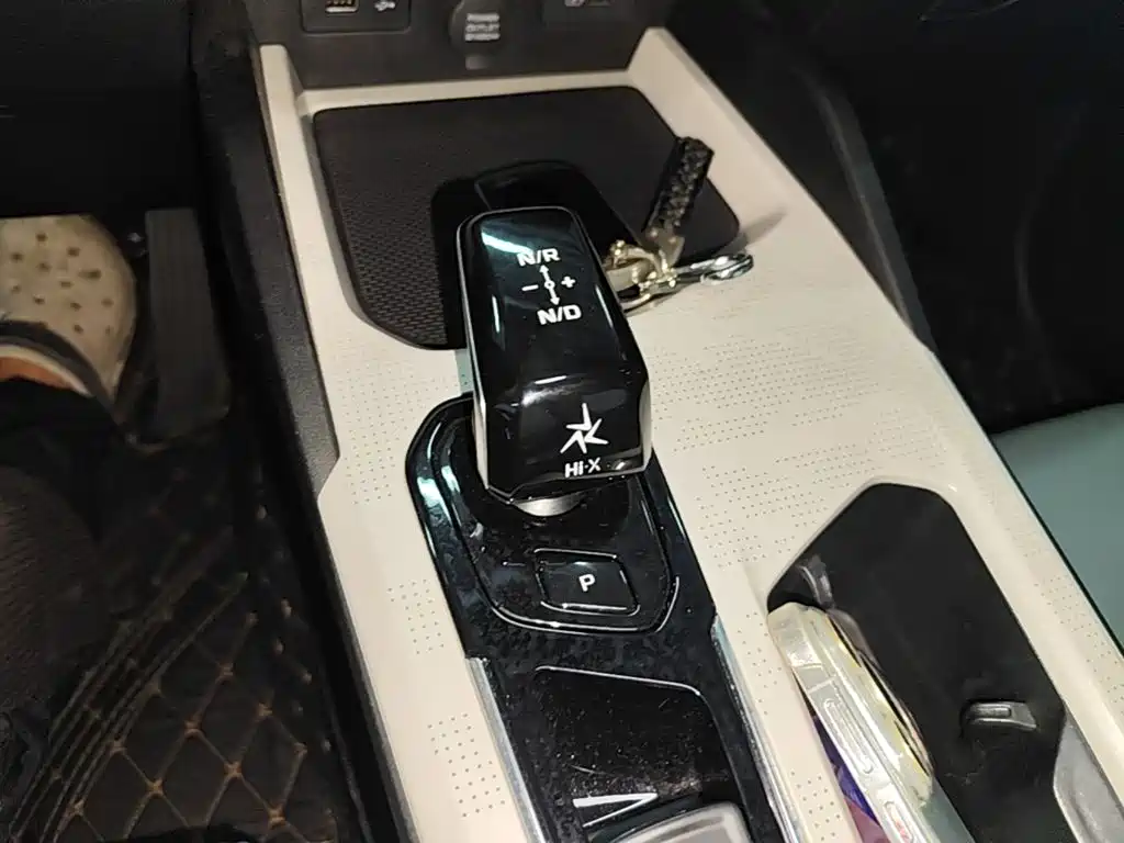 Geely Emgrand L HiP 2022 2022 1.5TD-DHT Pro 100KM Super Rui