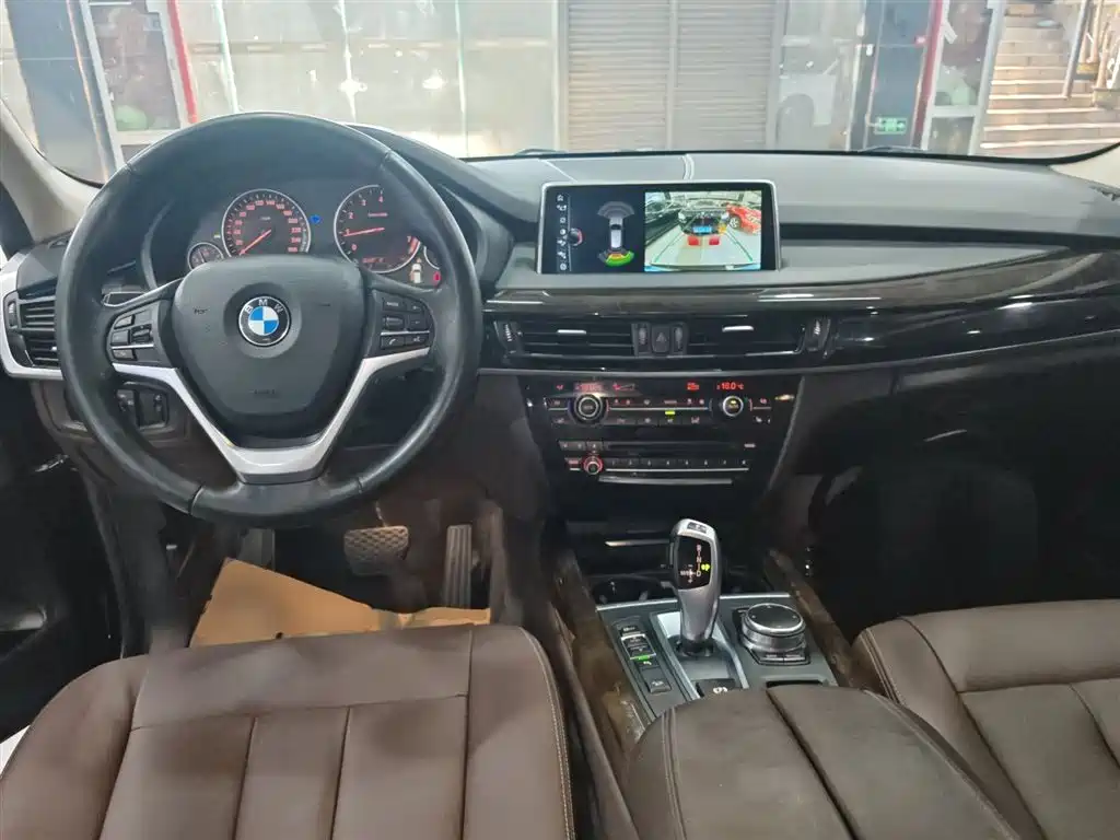 BMW X5 (Import) 2017 xDrive28i фото 4