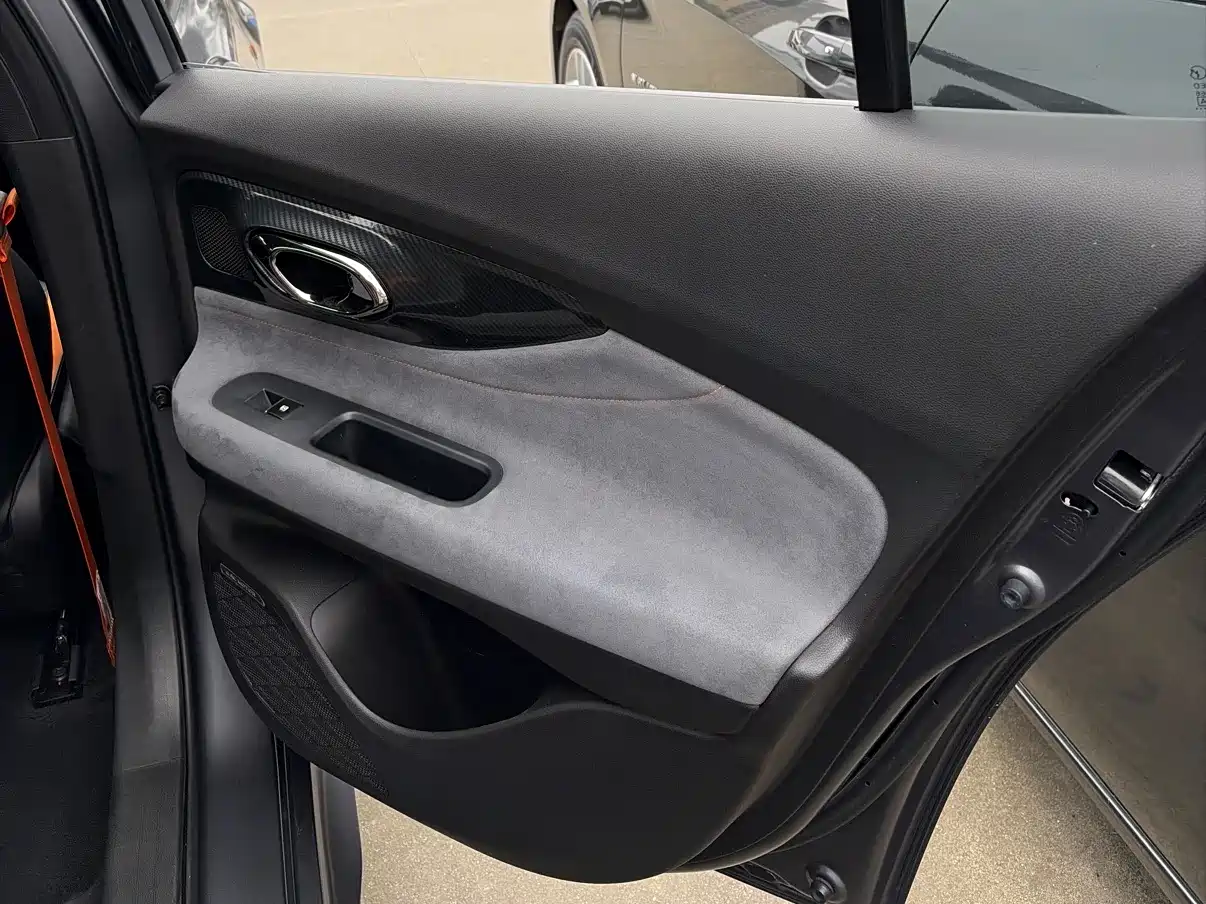 GAC Trumpchi Trumpchi Emkoo 2022 270T DCT J16 R-style Track Edition фото 9