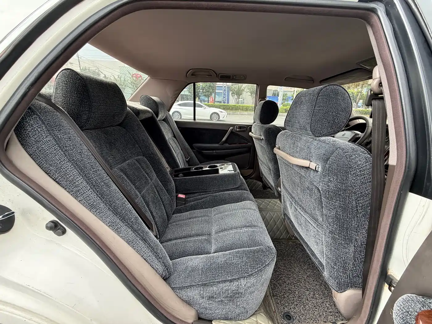 Toyota Crown 1999