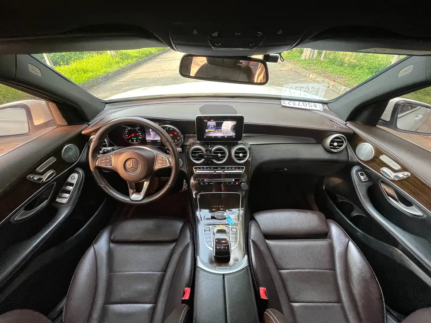 Mercedes-Benz GLC 2018 GLC 260 4MATIC Luxury фото 17
