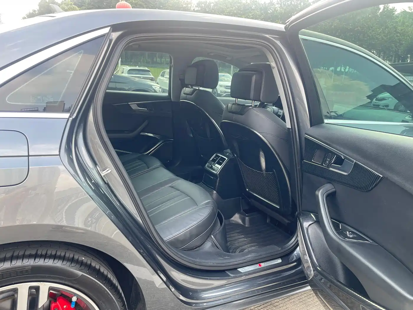Audi A4L 2020 40 TFSI Fashion Dynamic Edition фото 12