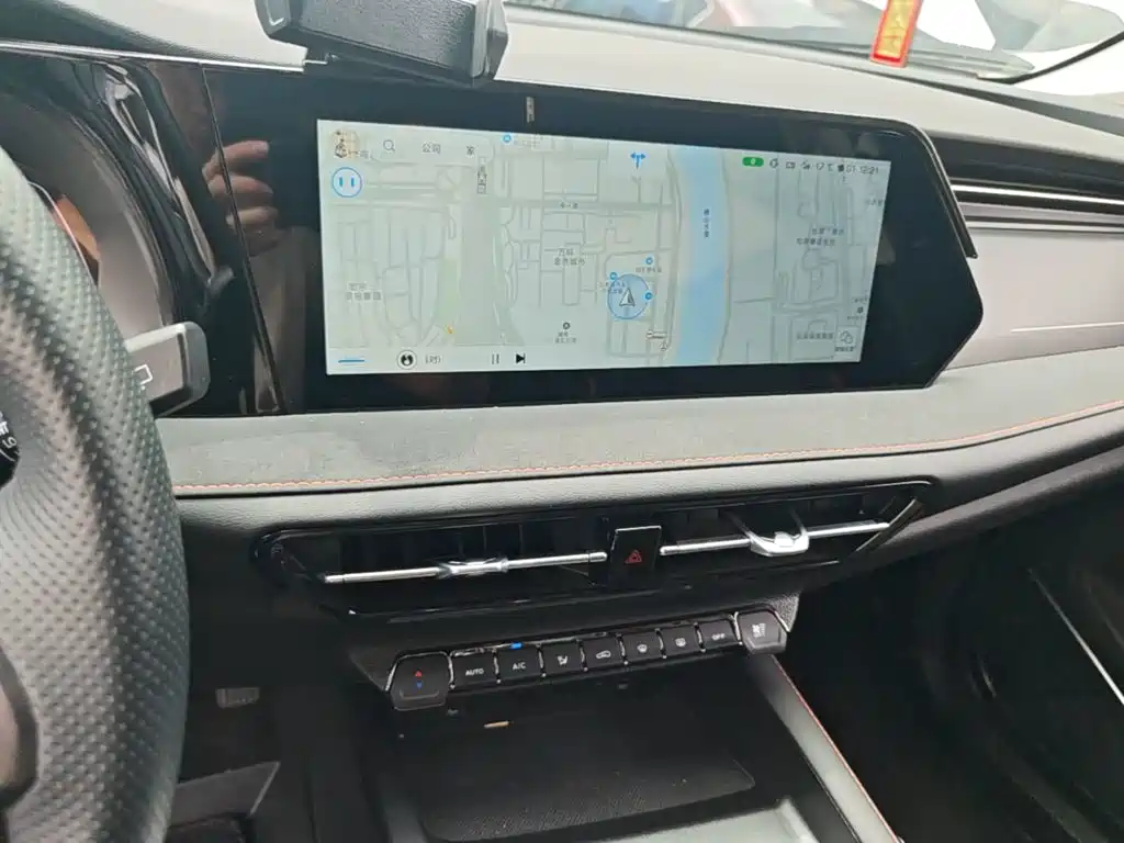 Changan Oshan X7 PLUS 2022 2022 Model Year 1.5T Blue Whale Edition Auto Premium 7-Seater