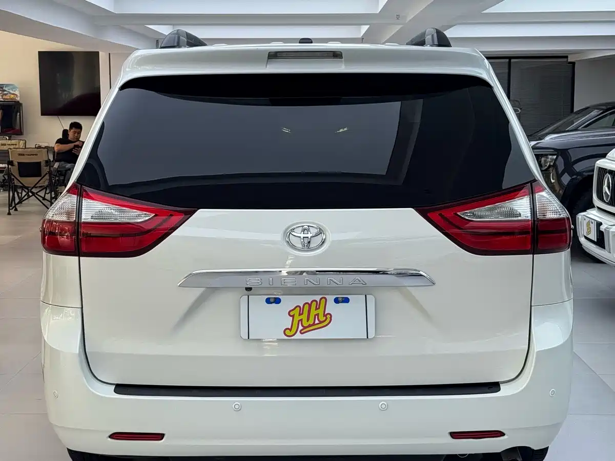 Toyota Sienna 2017 2015 3.5L 4WD L