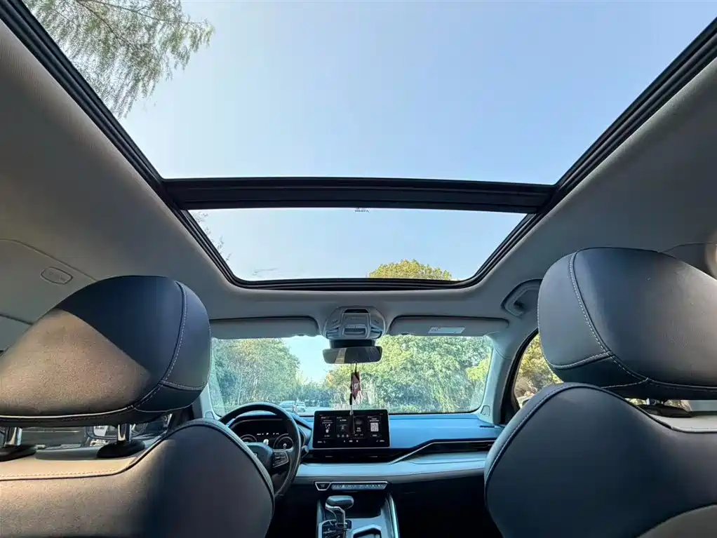 GEELY AUTOMOBILE XINGRUI