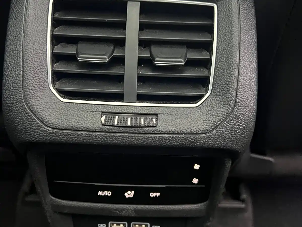 Volkswagen Tayron 2026 2023 280TSI 2WD Luxury Plus Advanced Edition
