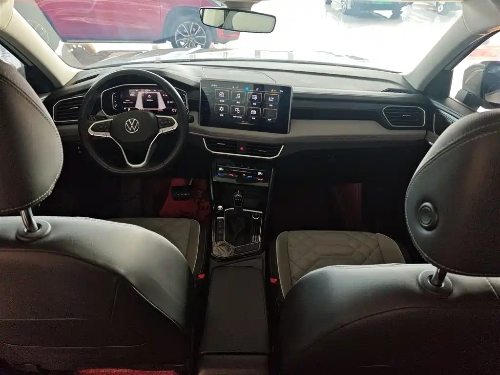 Volkswagen Tayron 2023 300TSI 2WD Luxury Plus Advanced Edition фото 6