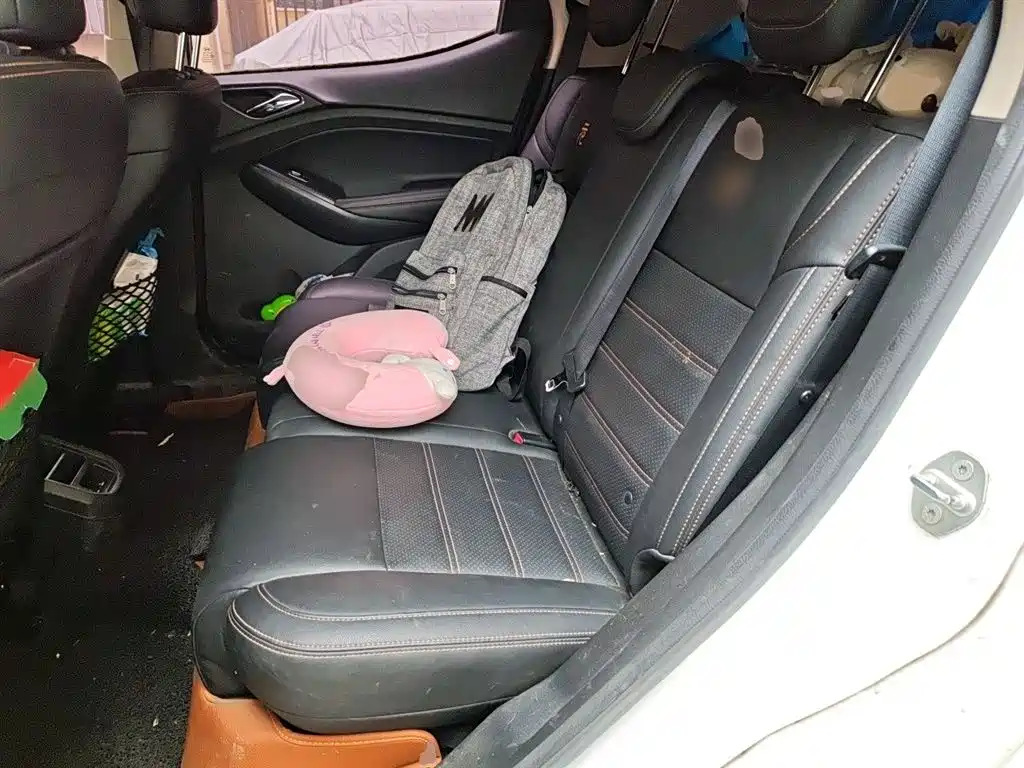 BYD Yuan 2017 1.5L Manual Cool Connect фото 15