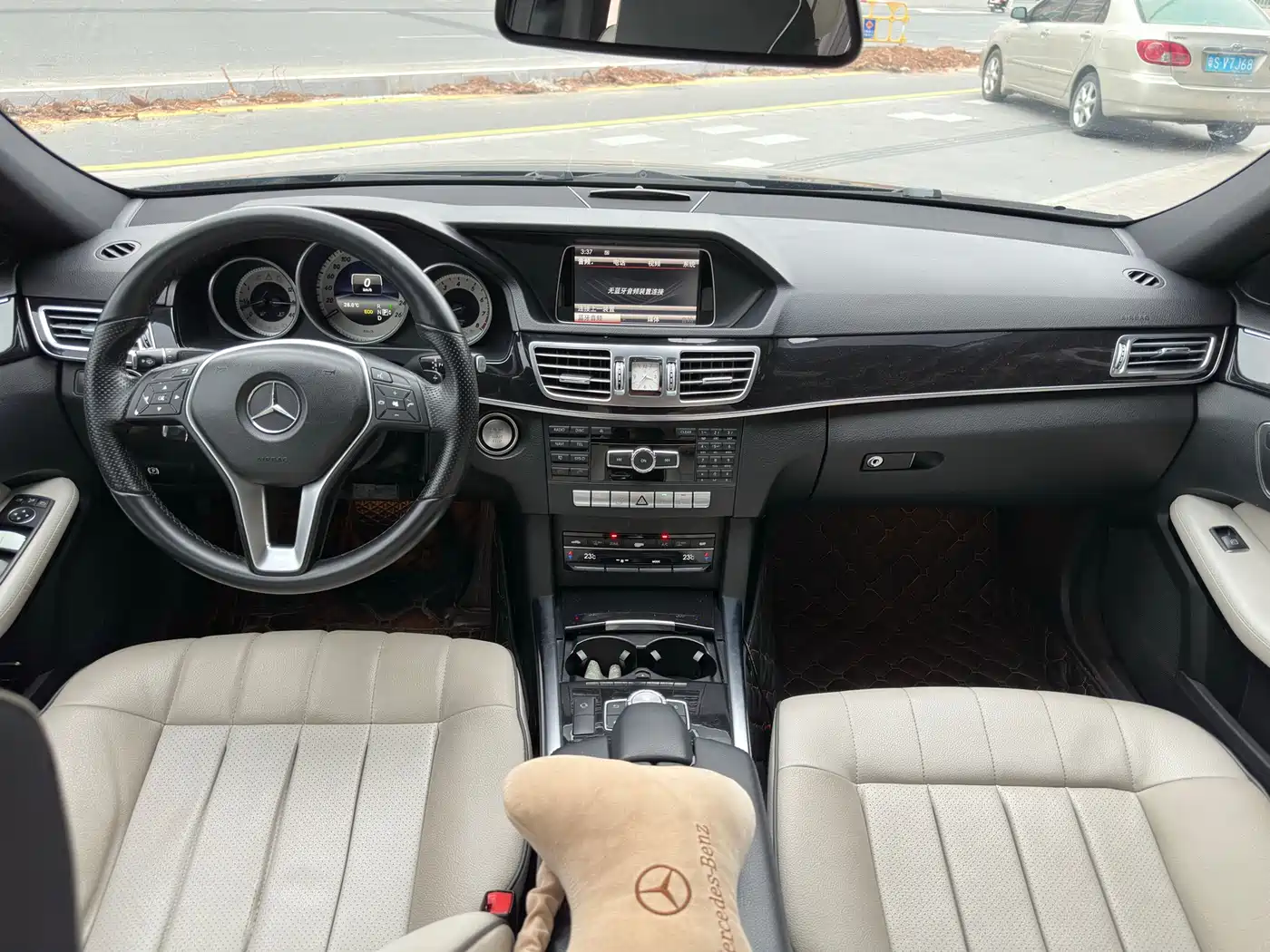Mercedes-Benz E-Class 2015 E 260 L Sport фото 10