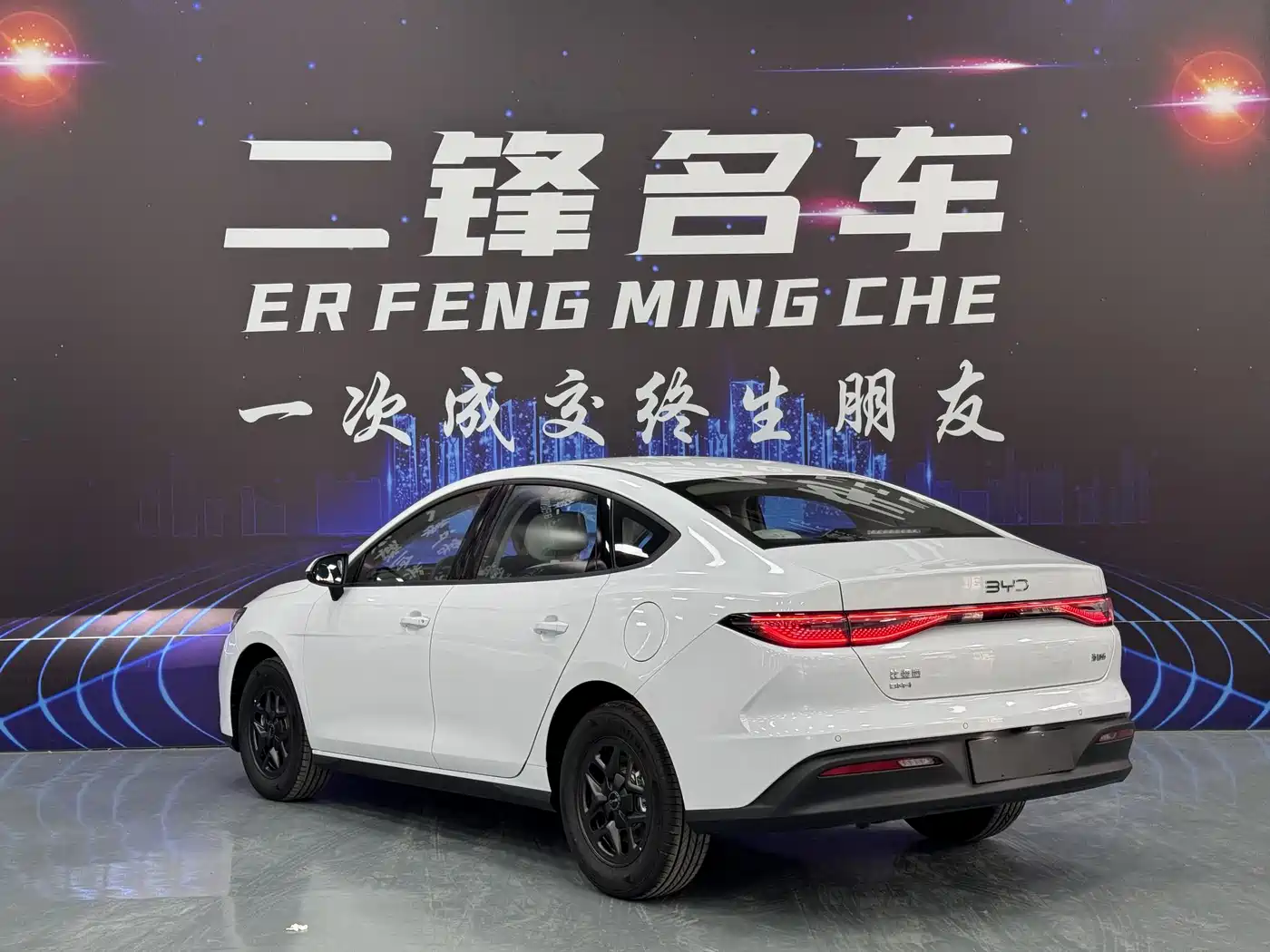 BYD Hai Bao 05 DM-i 2026 DM-i 128KM Luxury фото 6