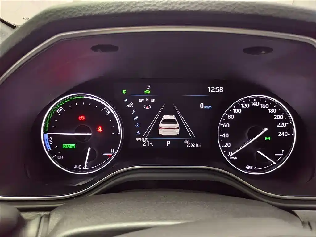 Toyota Avalon 2023 Hybrid 2.5L Luxury Edition фото 18