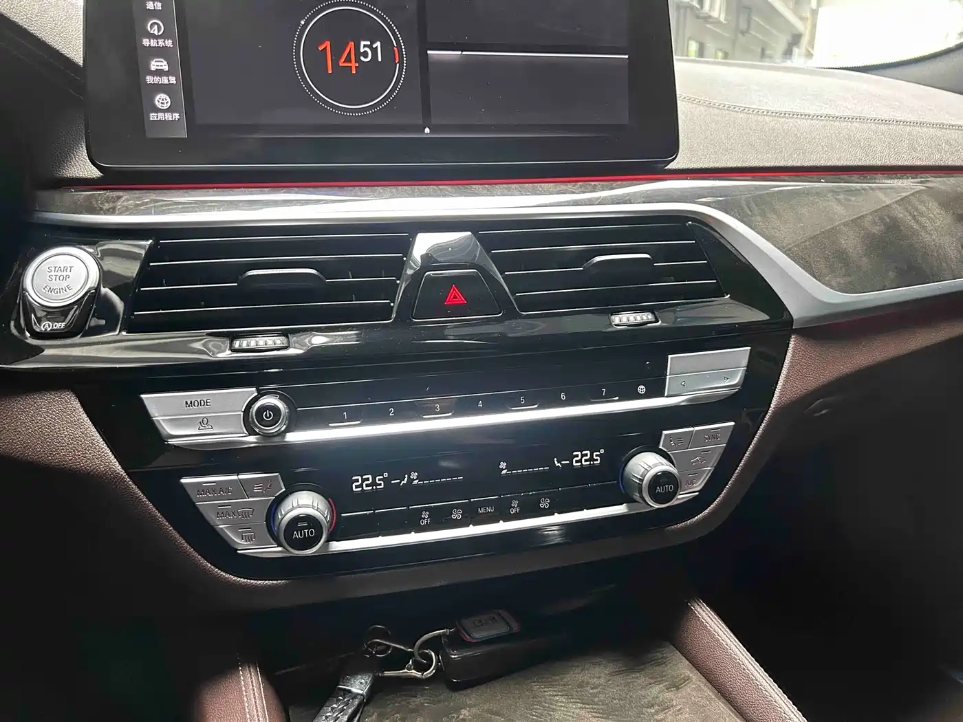 BMW 5 Series 2021 525Li M Sport Package фото 16