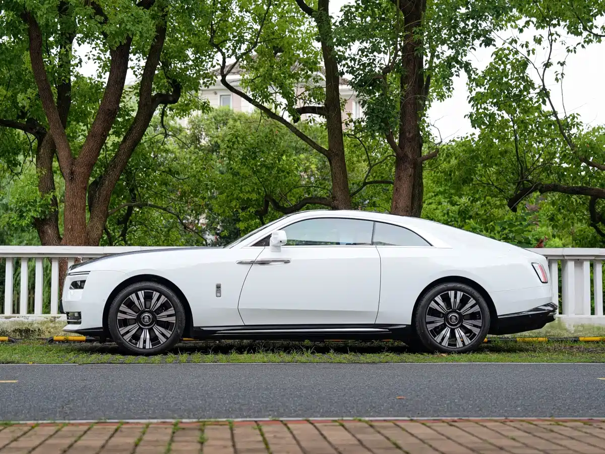 Rolls-Royce Spectre 2026 2024 Standard Model