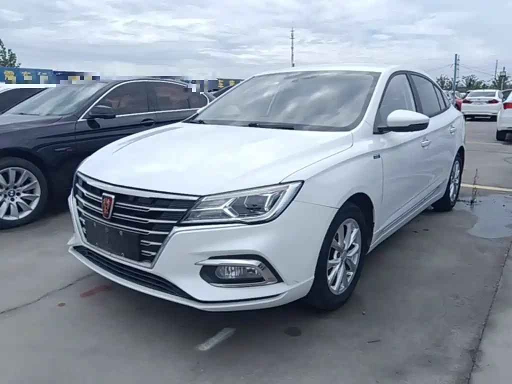 Roewe i5 2020 1.5L Manual 4G Connected Premium Edition