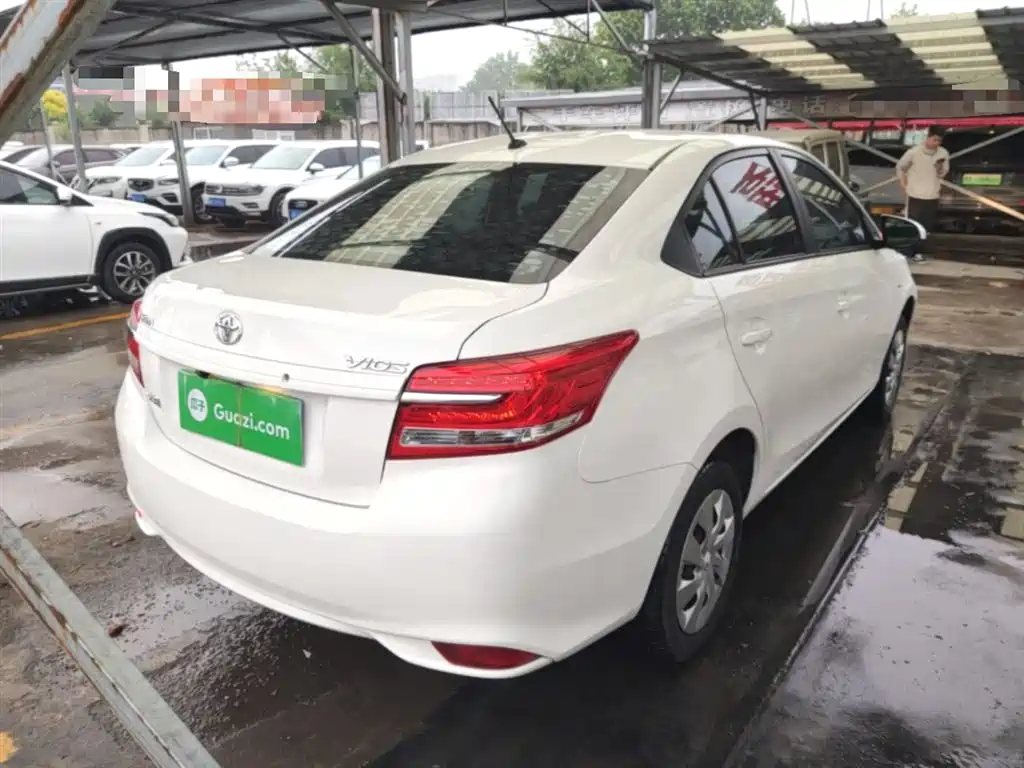 Toyota Vios 2017 1.5L CVT Pioneer фото 5
