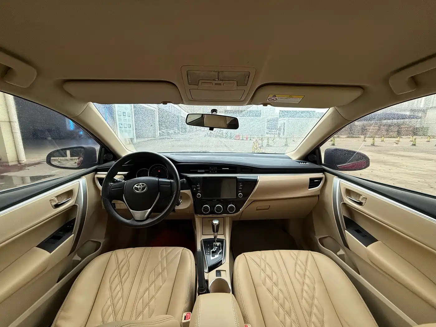 Toyota Corolla 2014 1.6L CVT GL фото 10