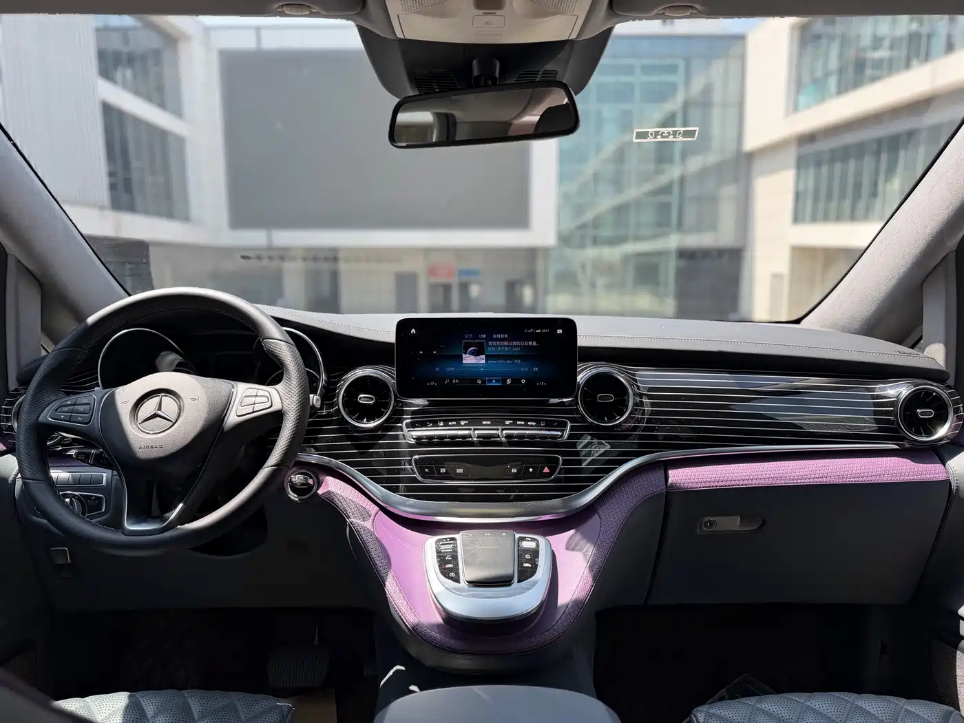 Mercedes-Benz V-Class 2022 V 260 L Long Wheelbase Luxury Edition фото 8