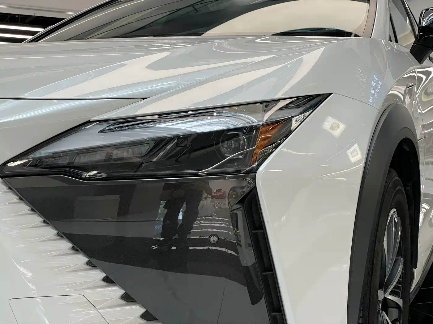 Lexus RZ 2023 2023 450e 4WD Deluxe