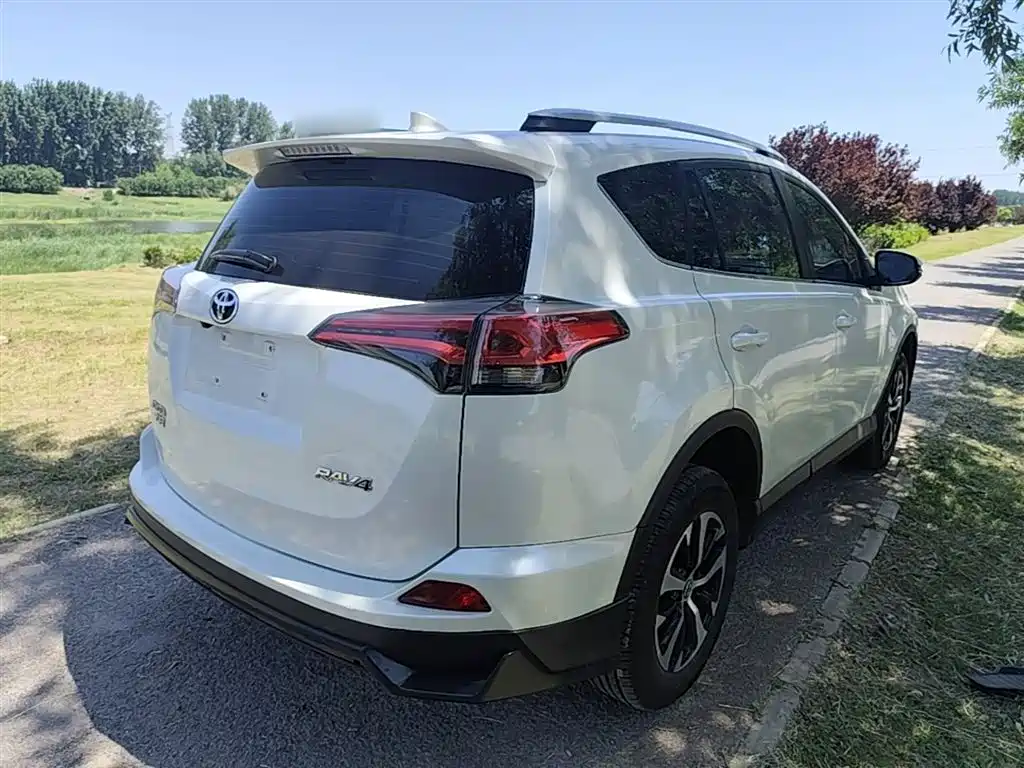 Toyota RAV4 Rongfang 2019 2.0L CVT 2WD Pioneer Edition China VI фото 7