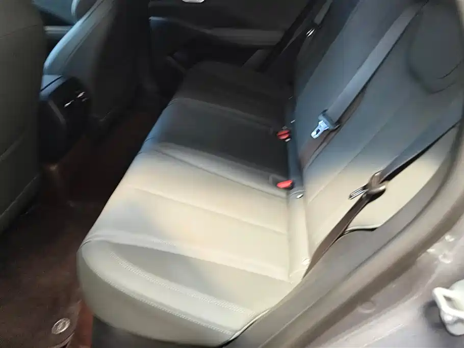 BYD Qin PLUS 2025 DM-i Smart Drive 55KM Leader фото 11