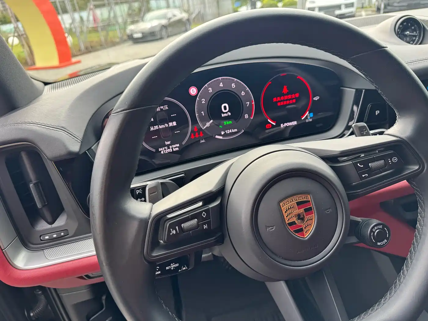 Porsche Cayenne New Energy 2024 Cayenne E-Hybrid 2.0T фото 10