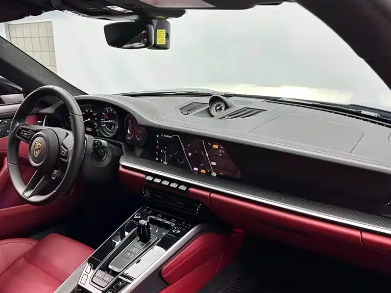 Porsche 911 2022 Turbo S 3.7T фото 14