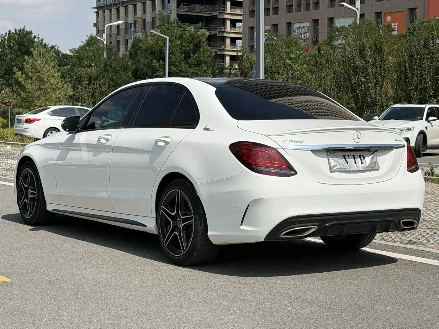 Photo 4 - Mercedes-Benz C-Class