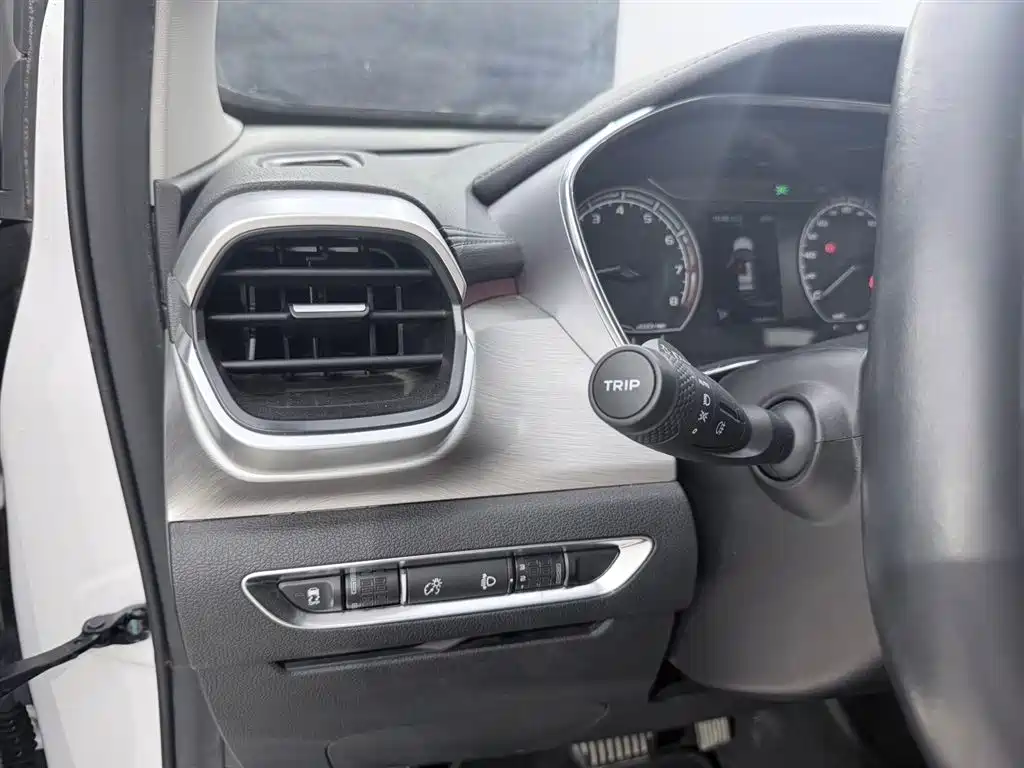 GEELY AUTOMOBILE BINYUE