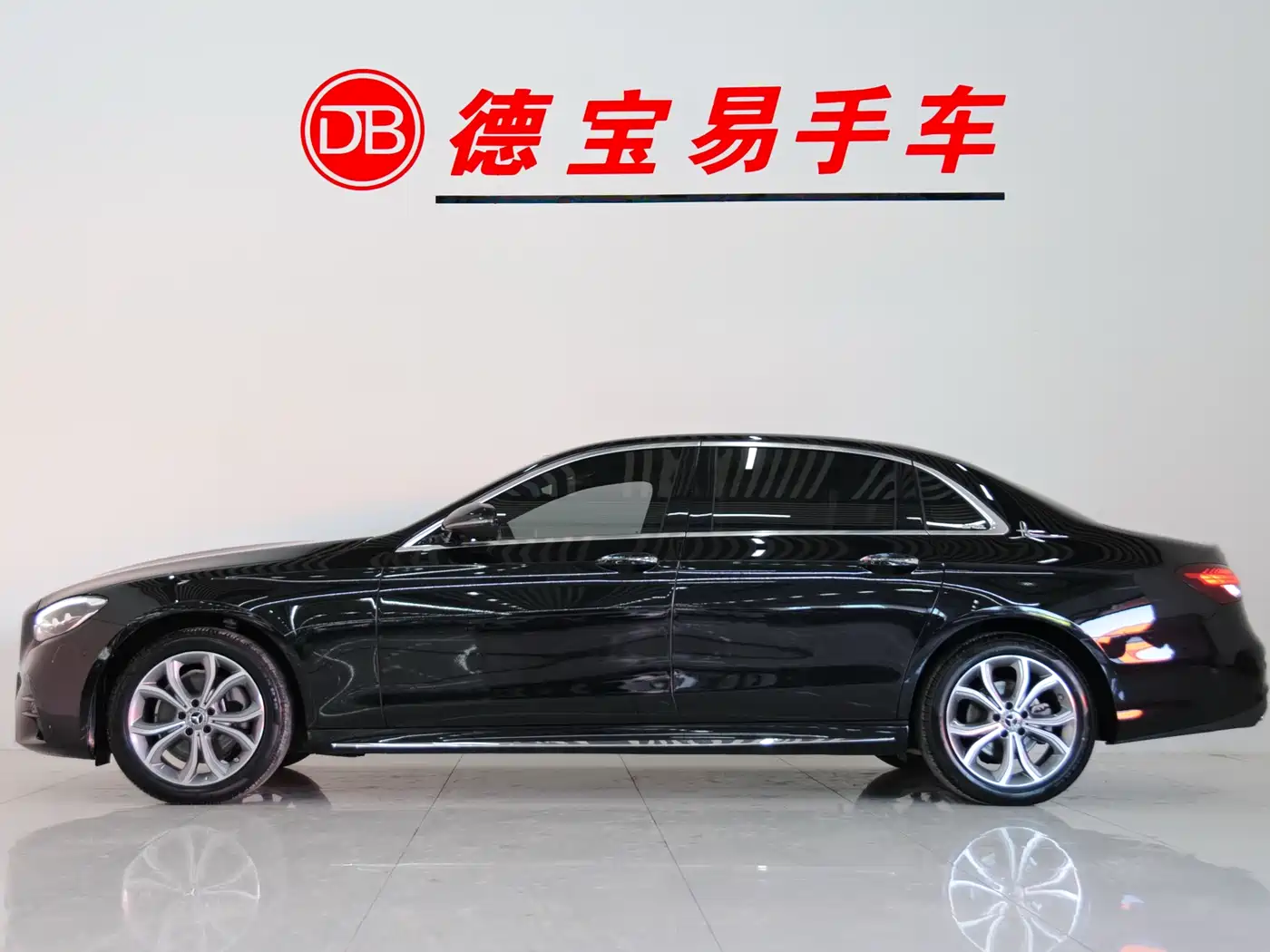 Mercedes-Benz E-Class 2023 E 300 L Sport Luxury фото 3