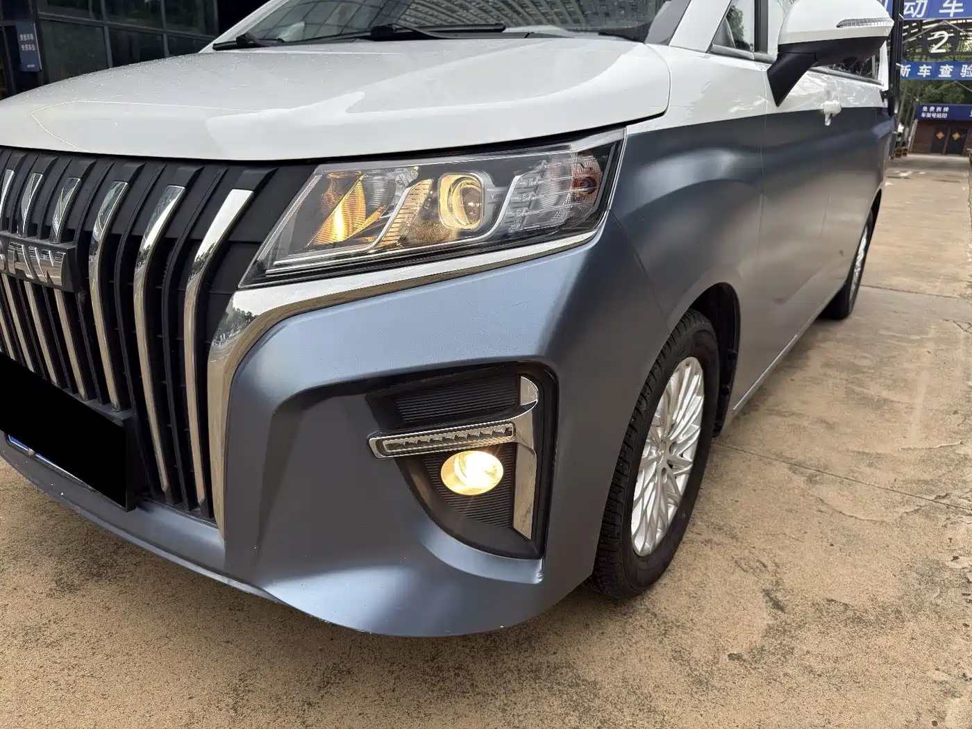 BAW (Beijing Automobile Works) Ruisheng Ace M7 2023 2023 2.0L Auto Long Wheelbase Business 7-seater