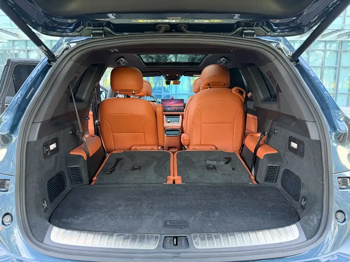 AITO Wenjie AITO M7 2024 1.5T Smart Drive 4WD Ultra 6-seater фото 15