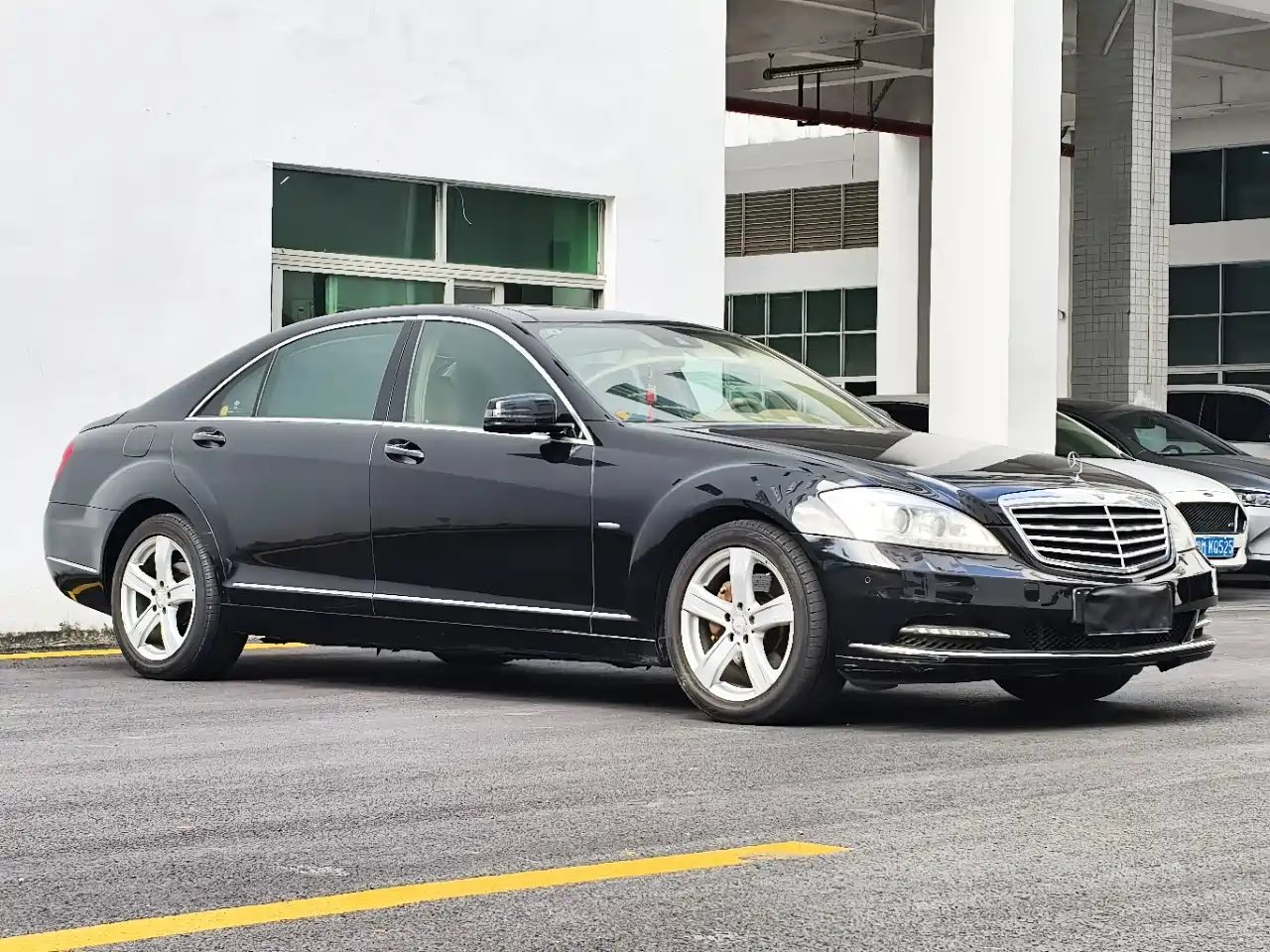 Mercedes-Benz S-Class 2012 S 300 L Premium Grand Edition фото 3