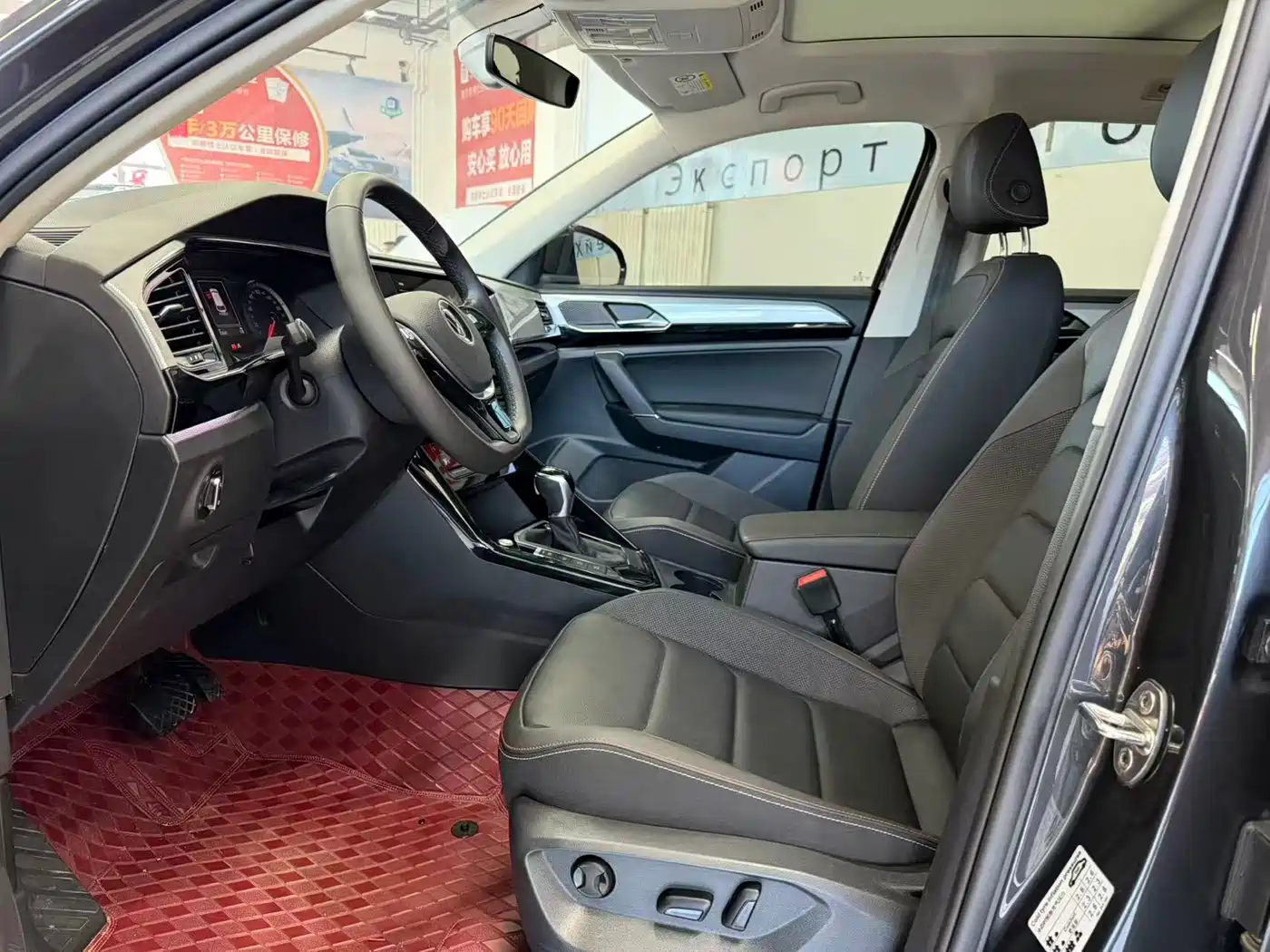 Volkswagen Tayron 2022 280TSI 2WD Luxury Smart Connect Edition фото 13