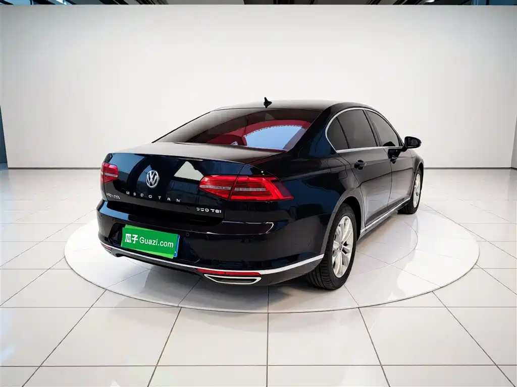 Volkswagen Magotan 2019 330TSI DSG Luxury Class China VI фото 7